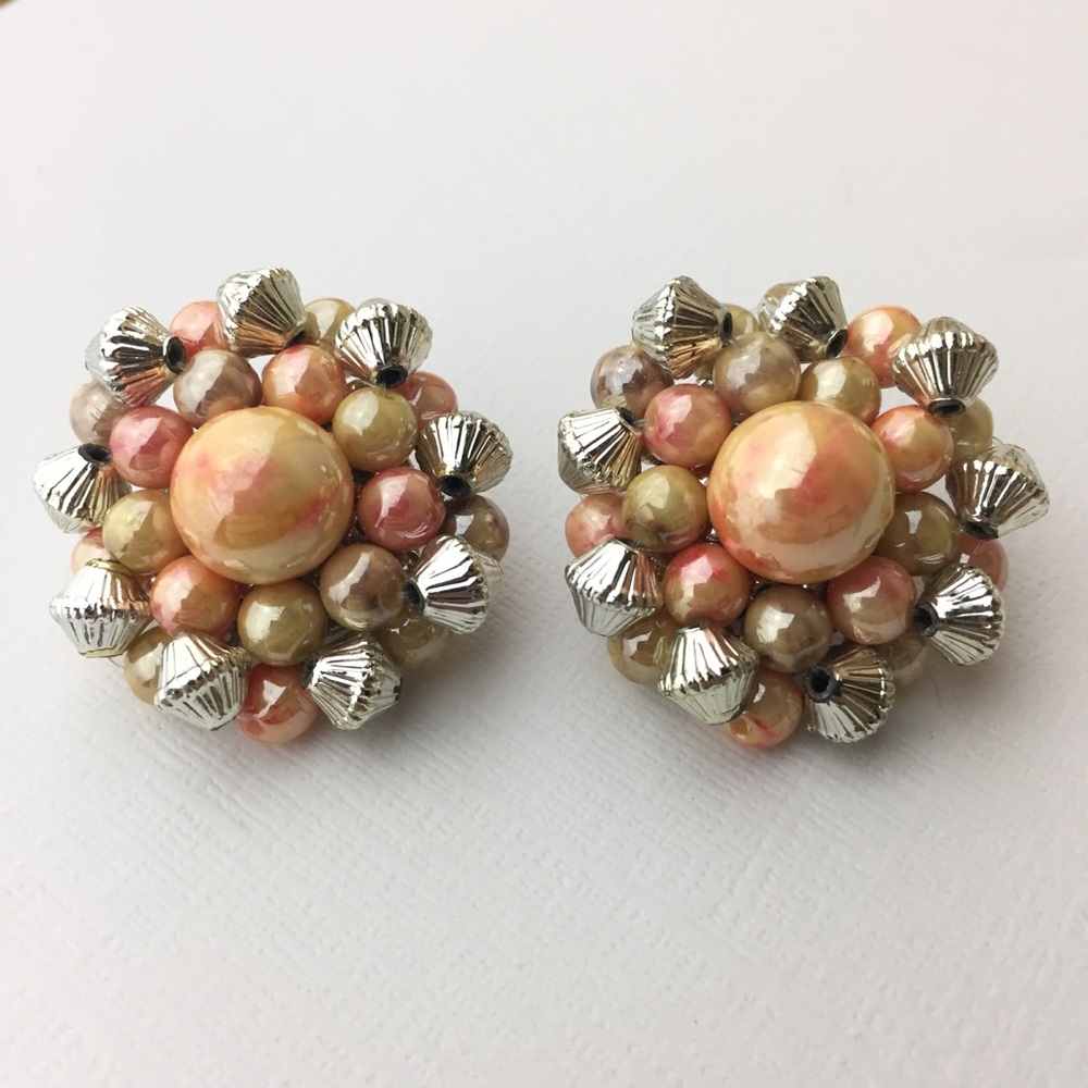 Vintage Runway Statement Beaded Clip On Earrings - Picture 2 of 8